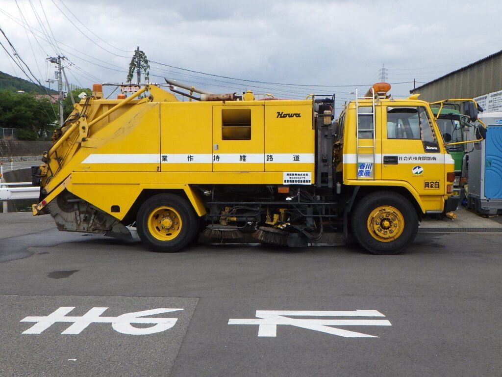 路面清掃車